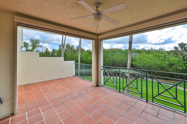 Foto del edificio - 4801 Osprey Dr S