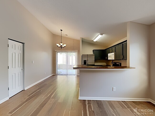 Foto del edificio - 10639 Greatford Ct