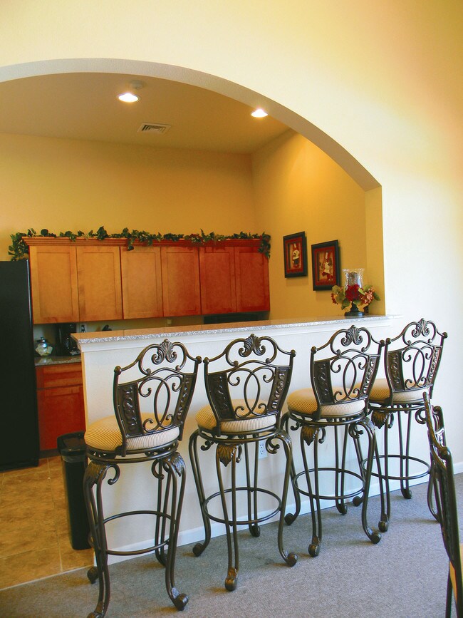 Bee Creek Apartment Homes Rentals Branson, MO