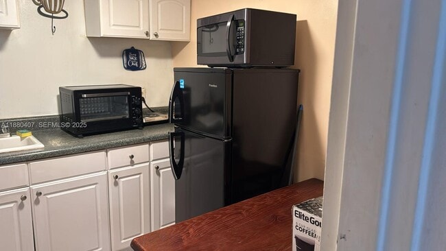 Building Photo - 26 Diplomat Pkwy