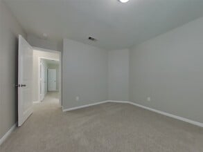 Building Photo - 441 Palomino Stand Dr