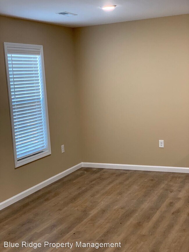 Building Photo - 1 br, 1 bath House - 101 Meredith Street, ...