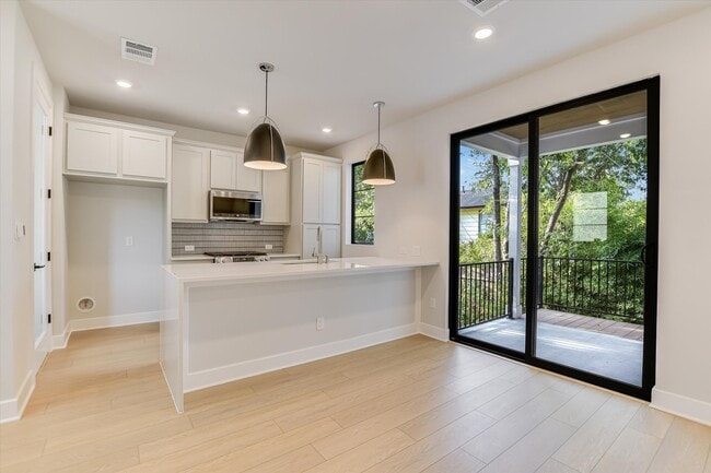 Foto del edificio - 114 Lightsey Rd