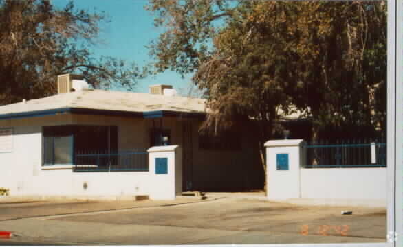 Building Photo - 184-192 W New York Ave