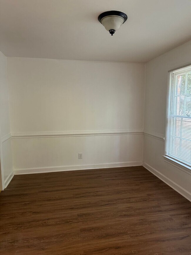Building Photo - 2800-E Carriage Drive
