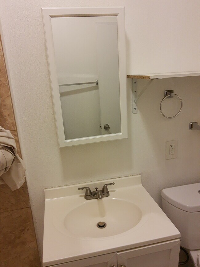 Foto del edificio - 941 E 52nd Pl