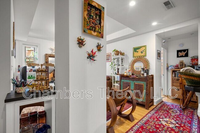 Foto del edificio - 3220 17th St NW