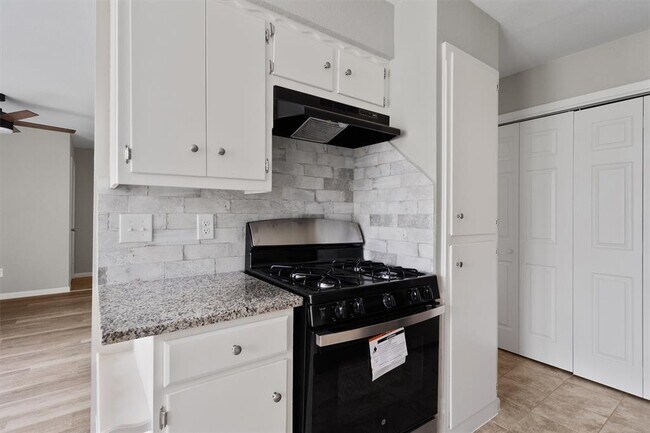 Foto del edificio - 701 Ramble Ln