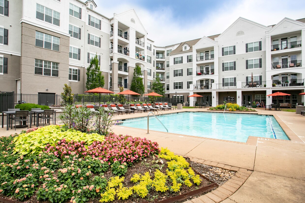 Primary Photo - Emblem Alpharetta (a 55+ Community)