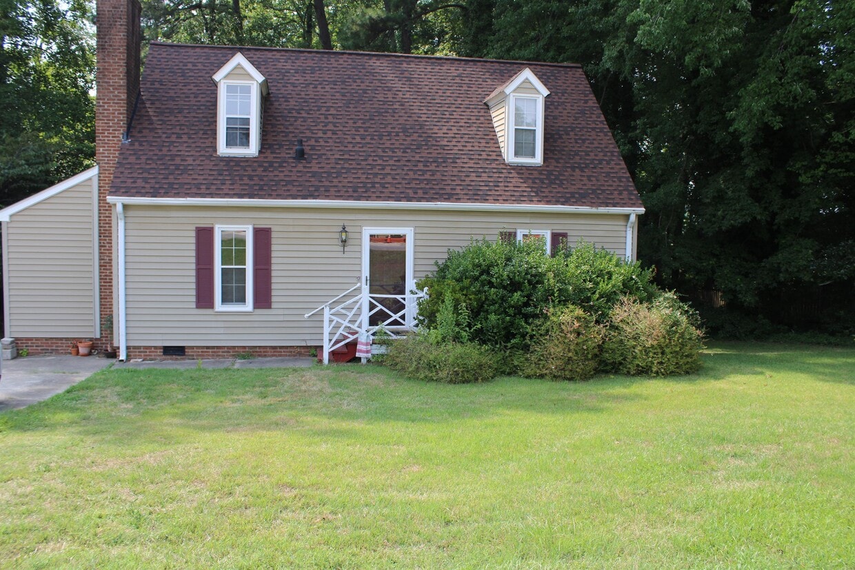 Primary Photo - 1205 Laura Duncan Rd