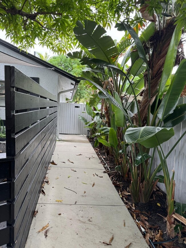 Foto del edificio - 3532 N Dixie Hwy