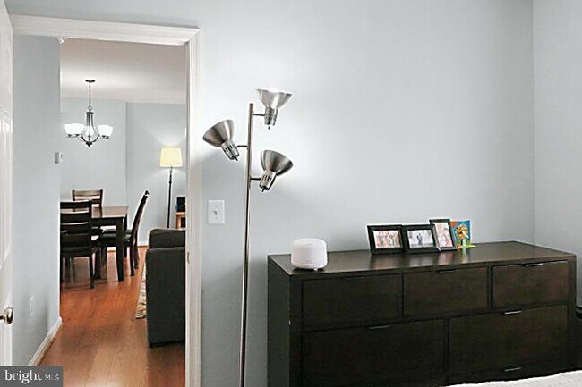 Foto del edificio - 3830 9th St N