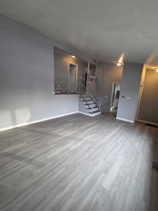 Building Photo - 5702 Oxley Dr