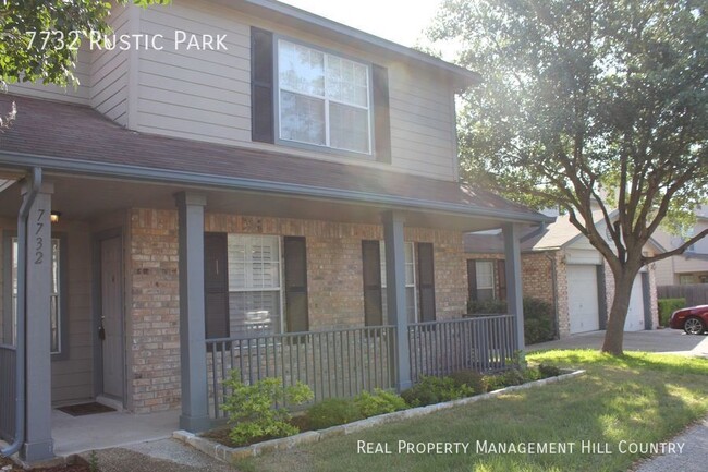 Building Photo - Gated community close to Medical center!