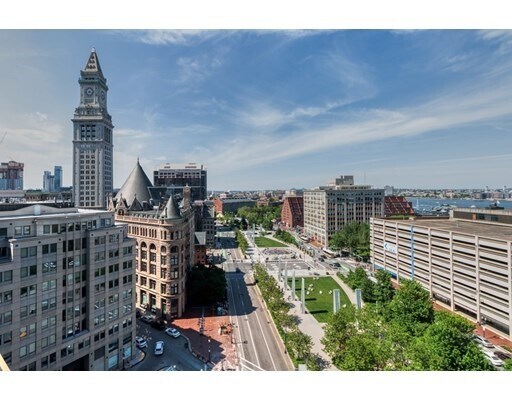 Building Photo - 110 Broad St