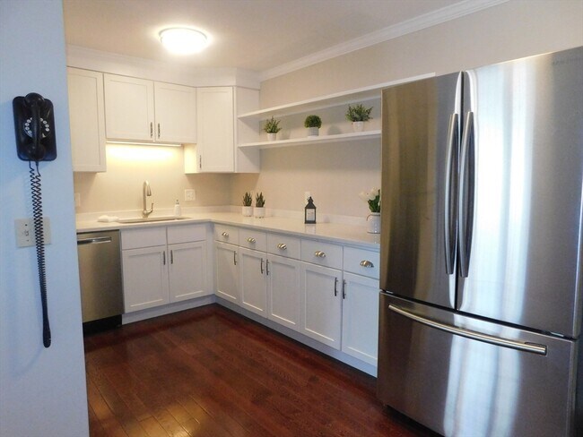 Foto del edificio - 780 Willard St