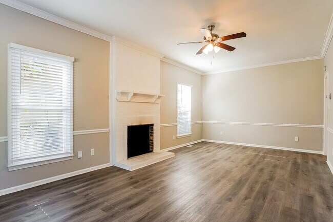 Foto del edificio - 1716 Netherfield Ln