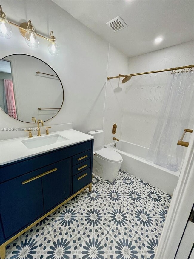Foto del edificio - 9007 SW 62nd Terrace