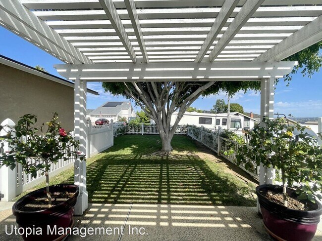 Foto del edificio - 3 br, 2 bath House - 13104 Avenida Grande
