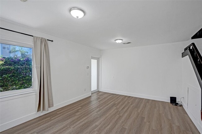 Building Photo - 655 85th St