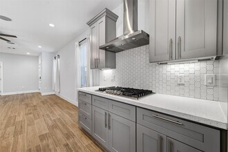 Building Photo - 10021 Alfred Ln