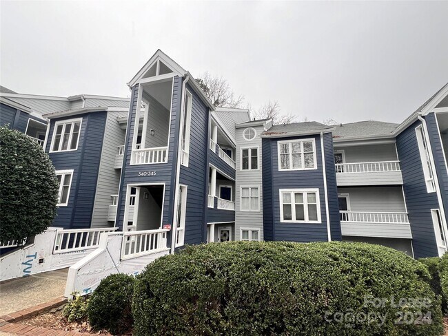 Building Photo - 342 Northwest Dr