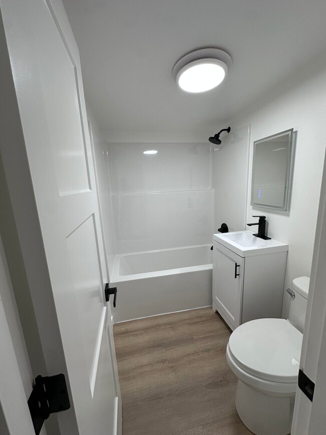 Foto del edificio - 1747 NE 147th St