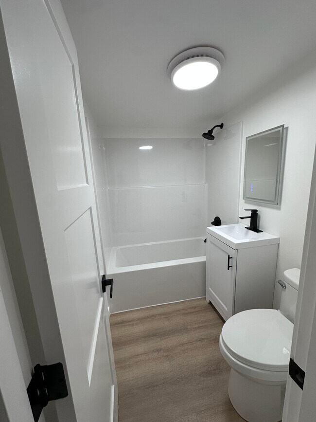 Photo - 1747 NE 147th St Apartment