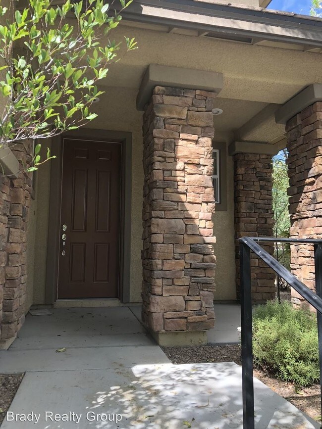 Foto del edificio - 3 br, 3 bath House - 2077 Danzinger Place