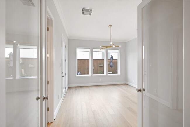 Building Photo - 3508 Bridgewater Oaks Ln