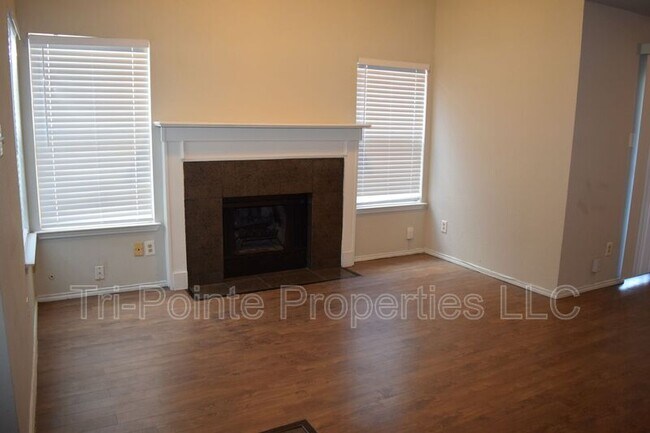 Building Photo - 4934 Berridge Ln