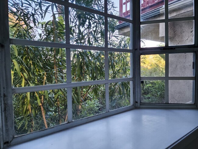 Foto del edificio - 3272 Bennett Dr