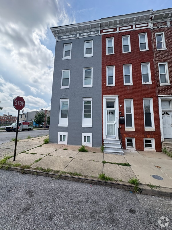 Building Photo - 540 Laurens St