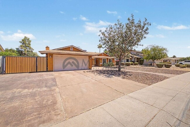 Photo - 4526 W Jupiter Way House