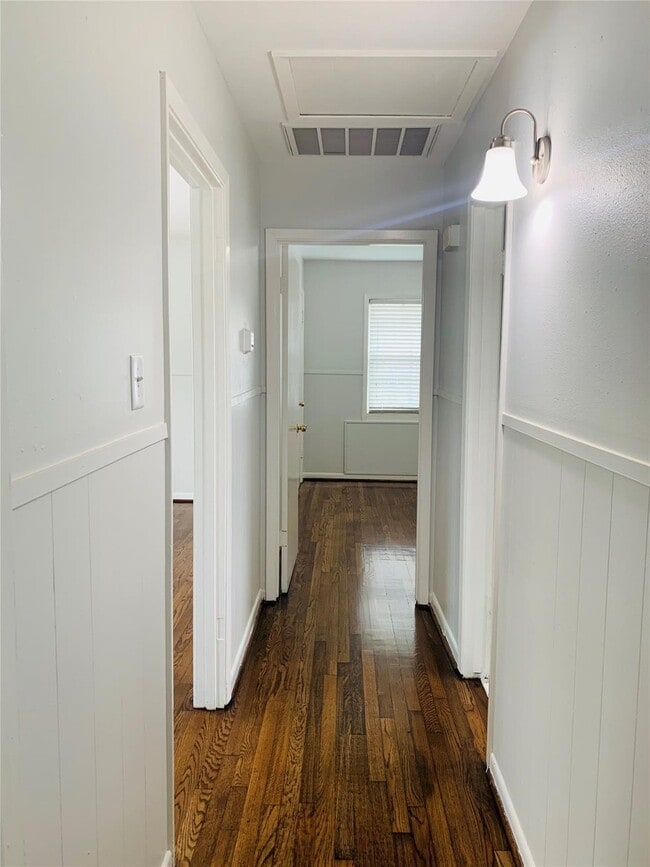 Foto del edificio - 2303 Blodgett St