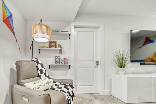 Building Photo - 964 Everett Pkwy