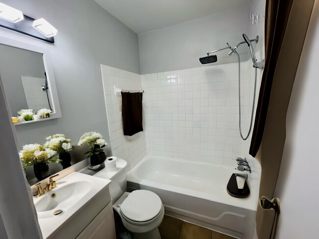 Foto del edificio - 437 N 32nd St