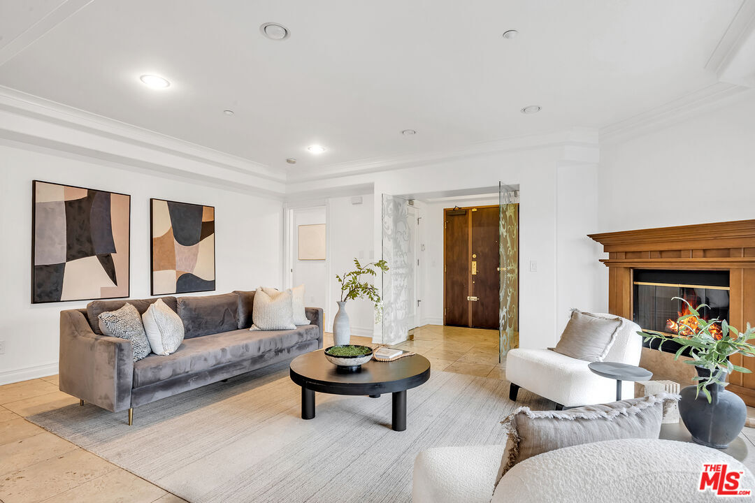 Foto principal - 871 Granville Ave