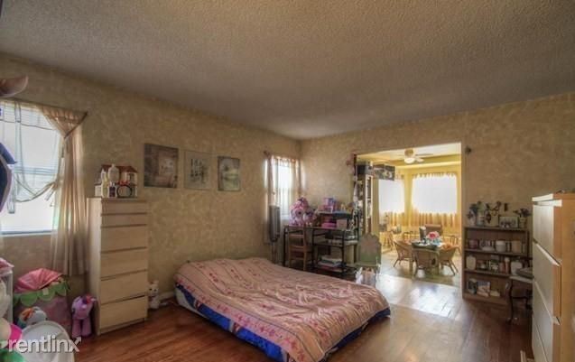 Building Photo - 3 br, 2 bath Townhome - 938 E Columbia Ave