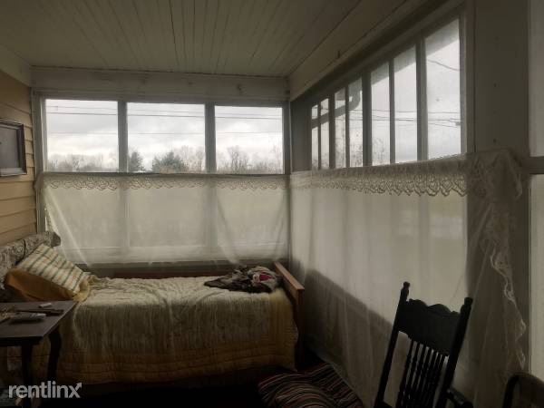 Foto del edificio - 4 br, 1 bath House - 257 Iradell Rd