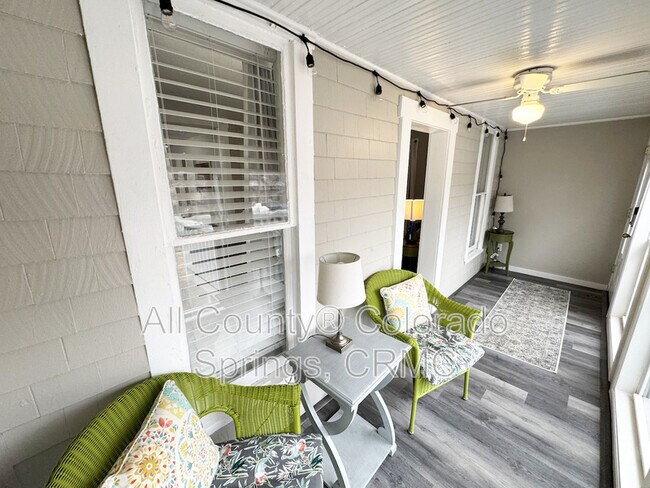 Foto del edificio - 2126 W Kiowa St