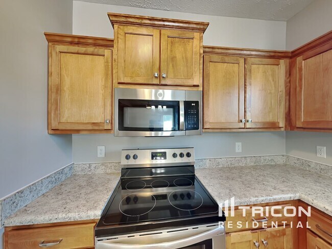 Building Photo - 1809 Sunray Dr