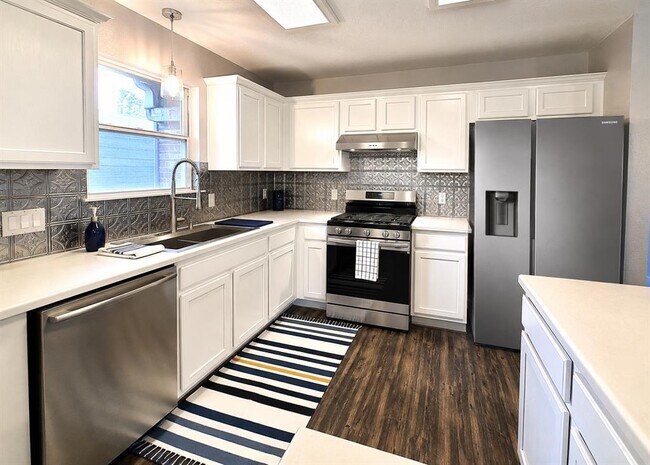 Building Photo - 3512 Texas Topaz Dr