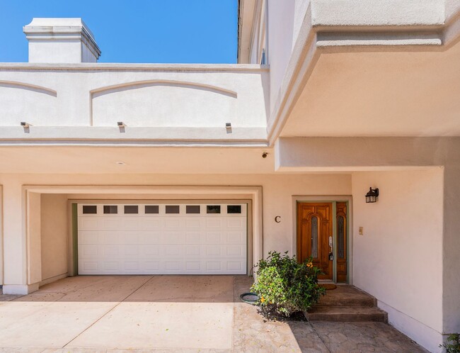 Foto del edificio - 2213 Carnegie Ln