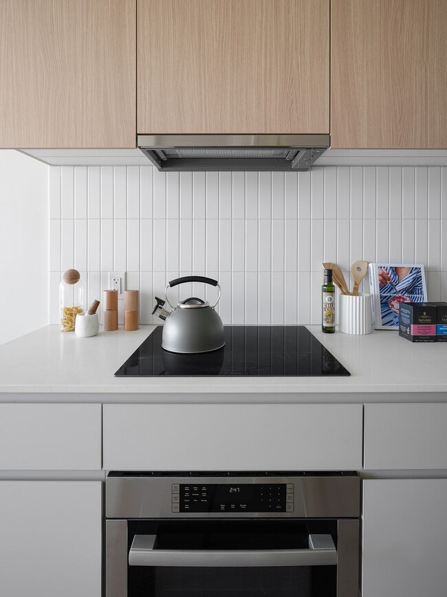 Interior Photo - The Fay