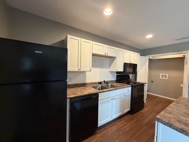 Foto del edificio - 1738 Jennings St