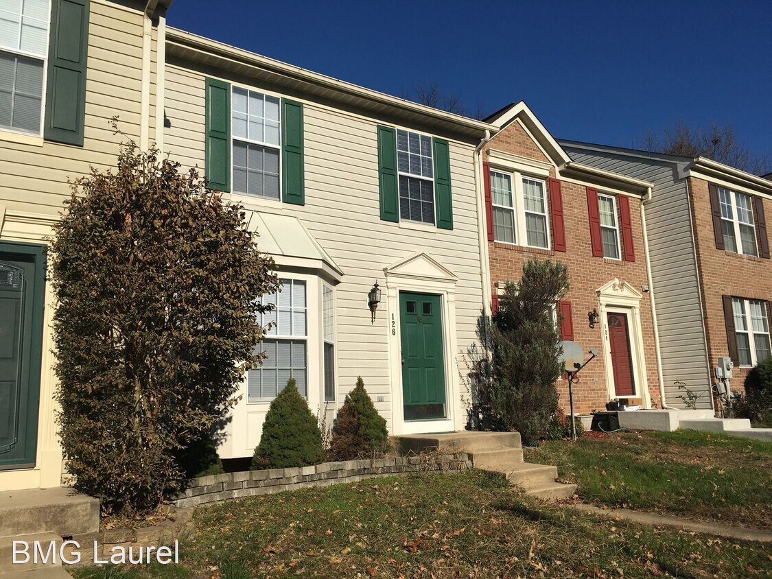 3 br, 1.5 bath House 126 Foxchase Dr House Rental in Glen Burnie