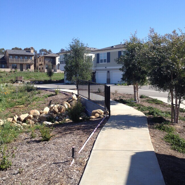 Building Photo - 13 Sanderling Ln