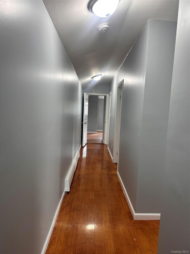 Foto del edificio - 183-12 144th Ave