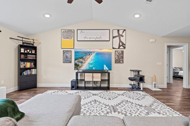 Building Photo - 2784 Keats Dr